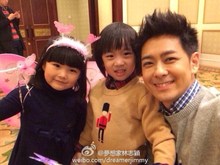 <em>小型毛衣编织</em>机_编织机价格_优质编织机批发