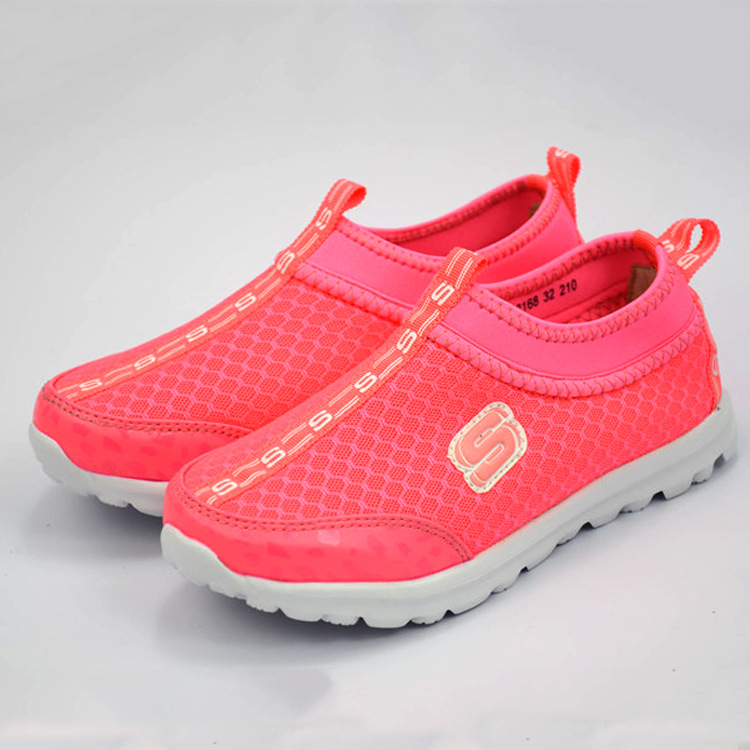 春夏男女童透气凉爽运动鞋 2014童鞋  休闲童鞋运动鞋 网面跑步鞋