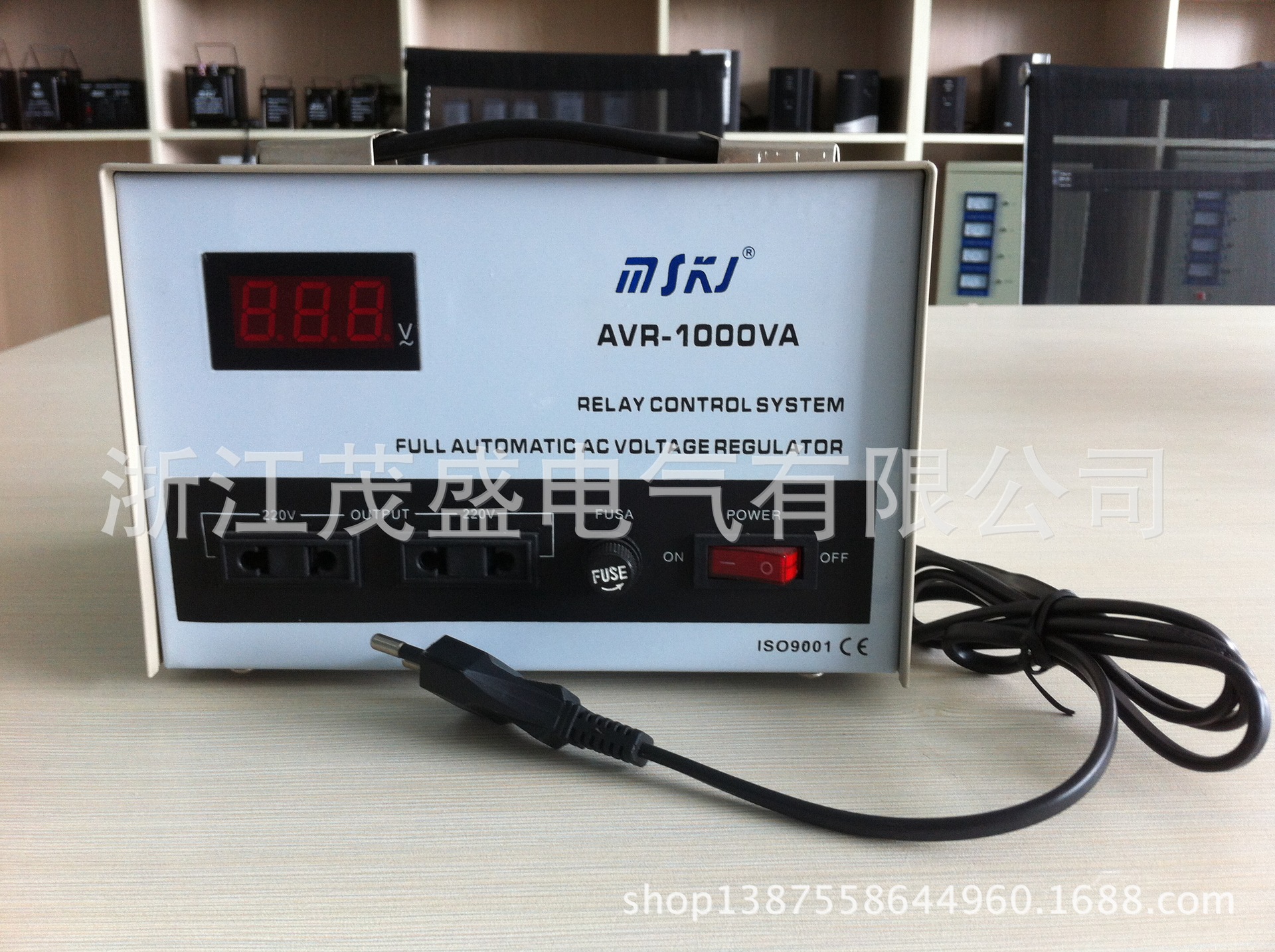 avr-1000va (4)