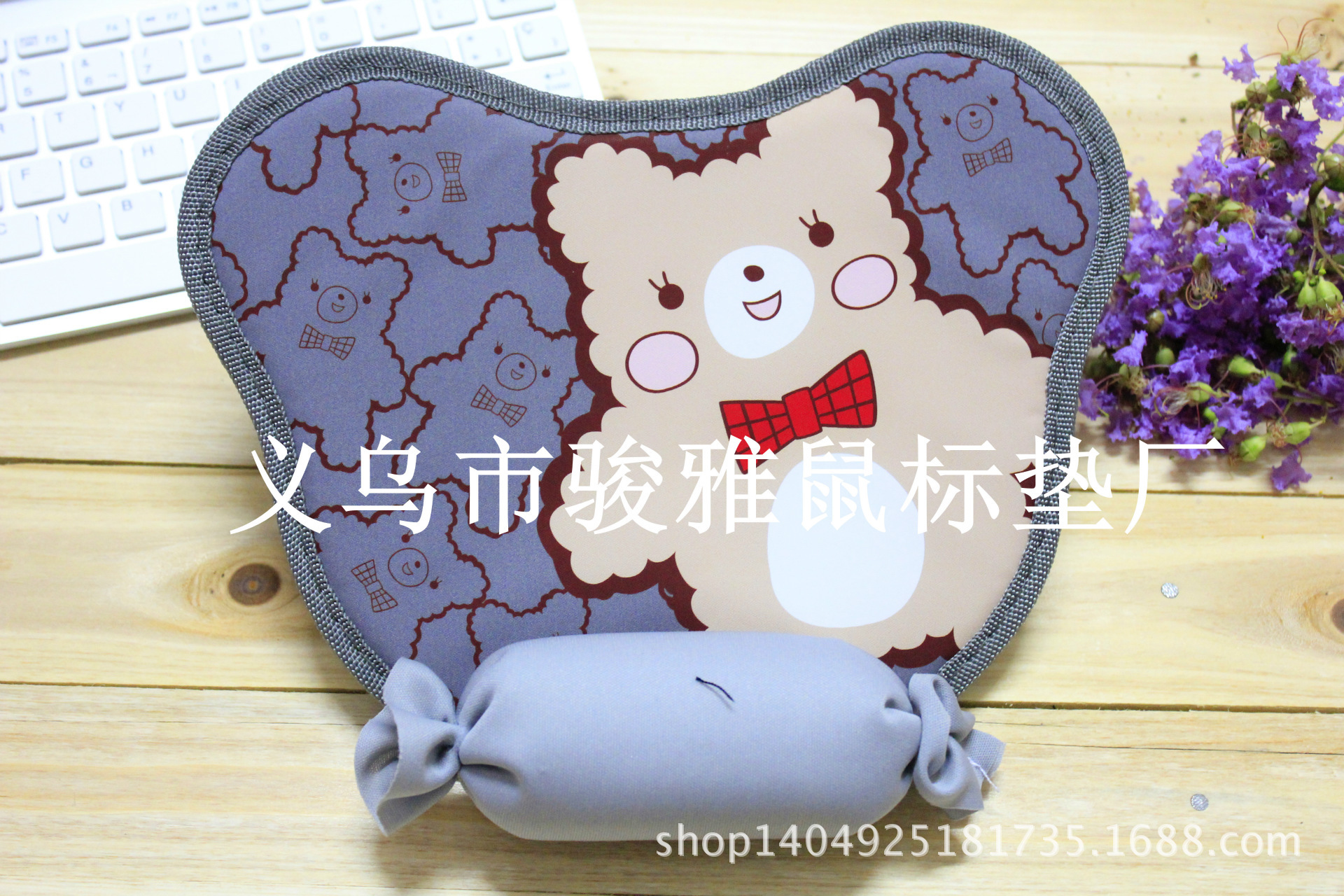 Cloth mouse pad