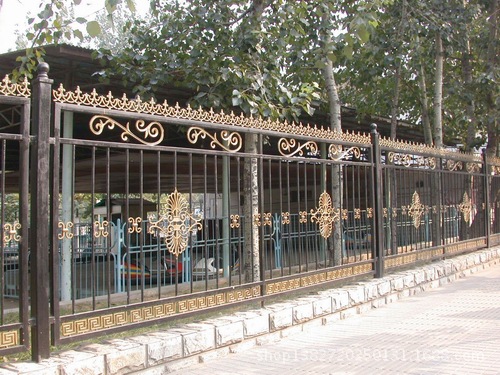 铁艺护栏 精品铸铁护栏