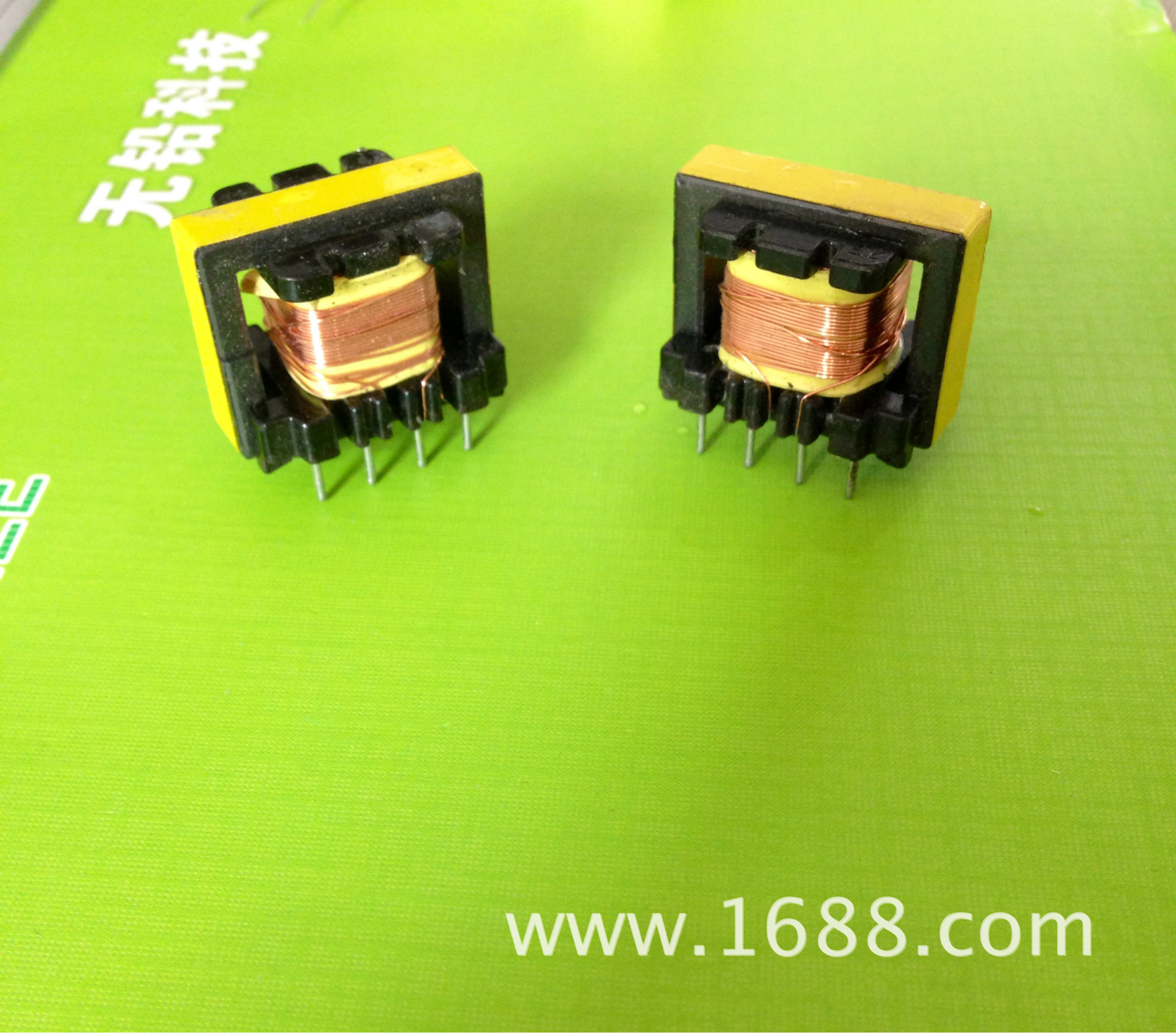 立式EE25电感 0.73元