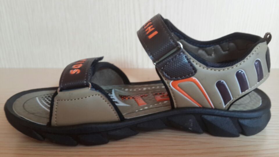 童鞋-两至14岁儿童中端品牌童鞋,秋冬款--阿里