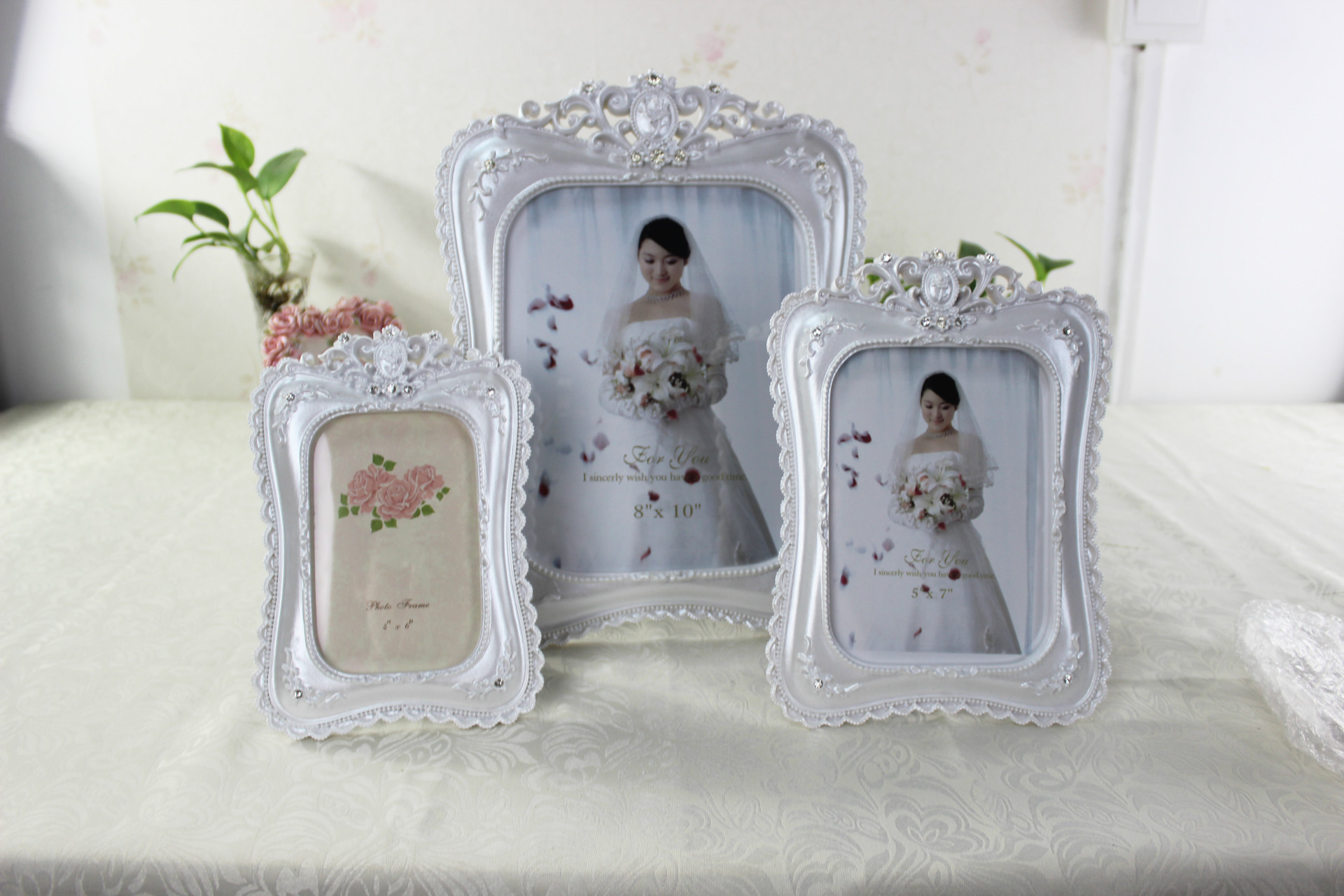 厂家批发 工艺品相框树脂像框白色高档摆台款