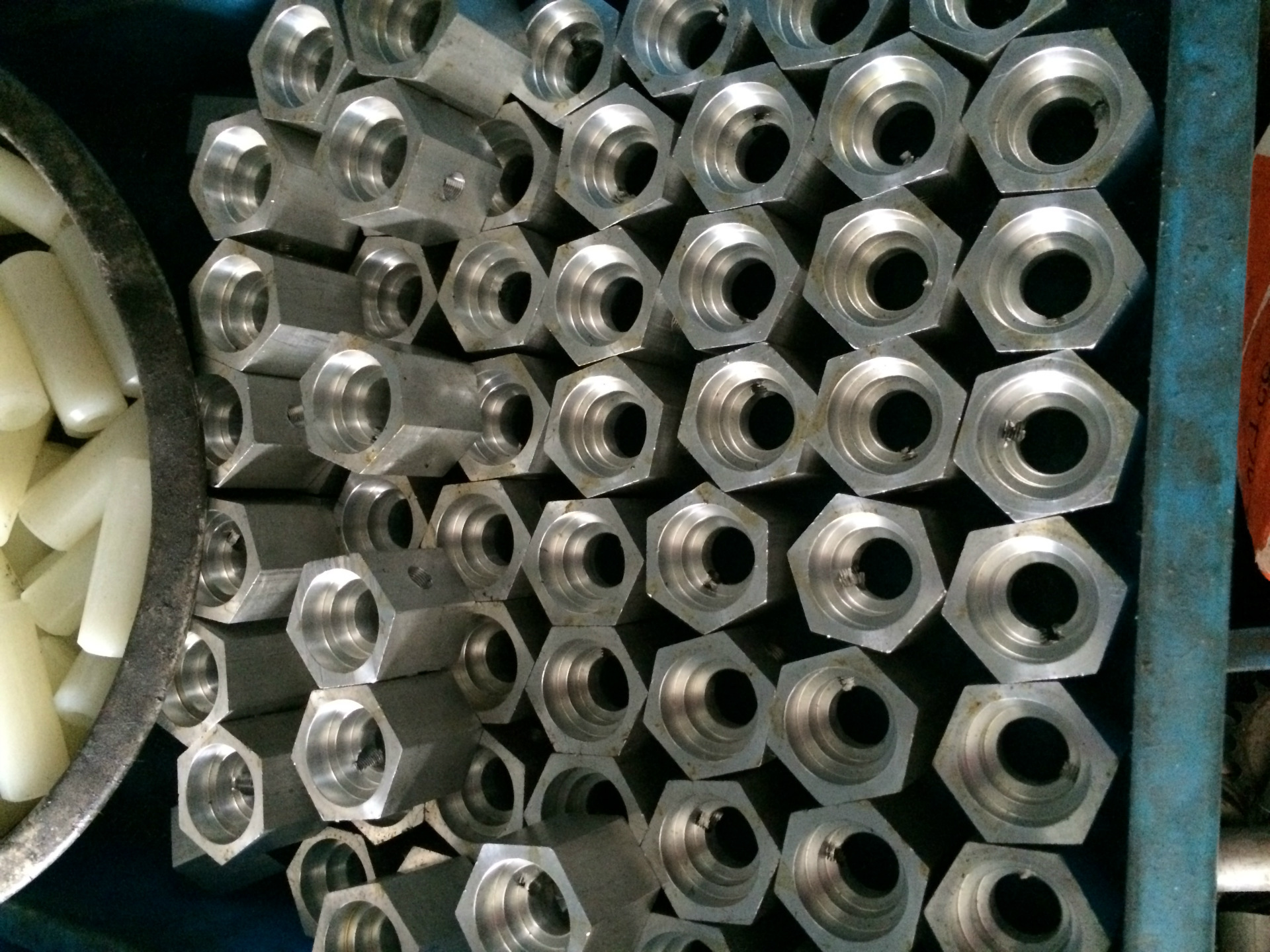 CNC加工中尽数台对外加工、包装机械配件加工、食品机械配件加工