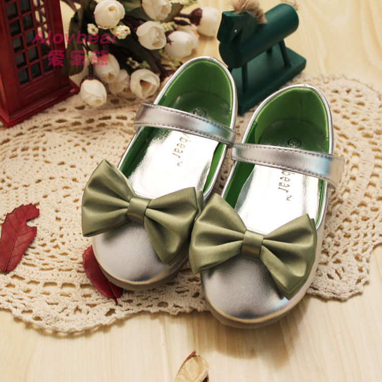 【爆款新品】2014新款漆皮蝴蝶结秋款儿童单鞋女童鞋批发D03-A104