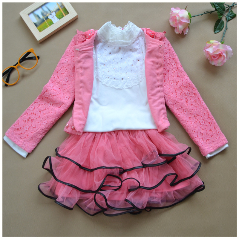 905276915_1243205243