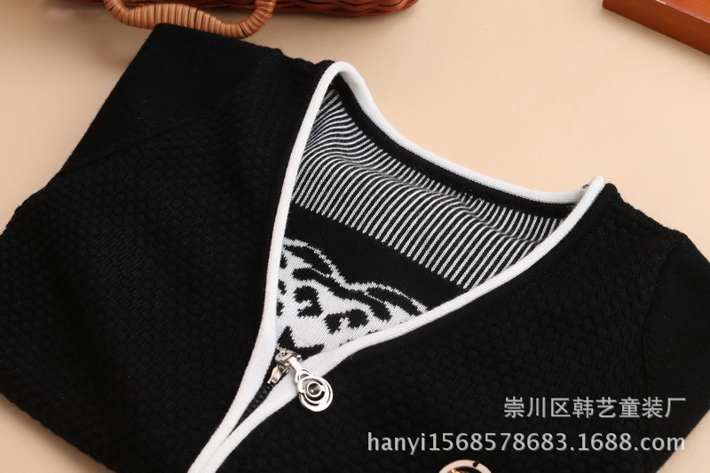 童装春款~韩版男童羊绒<em>拉链针织开衫</em>~小中童