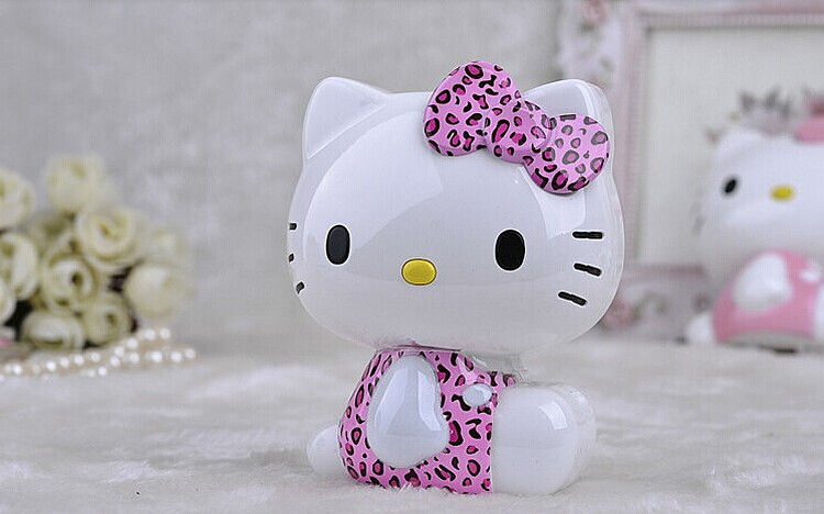 可爱创意全身hello kitty 11000毫安移动电源 卡通kt凯蒂猫充电宝