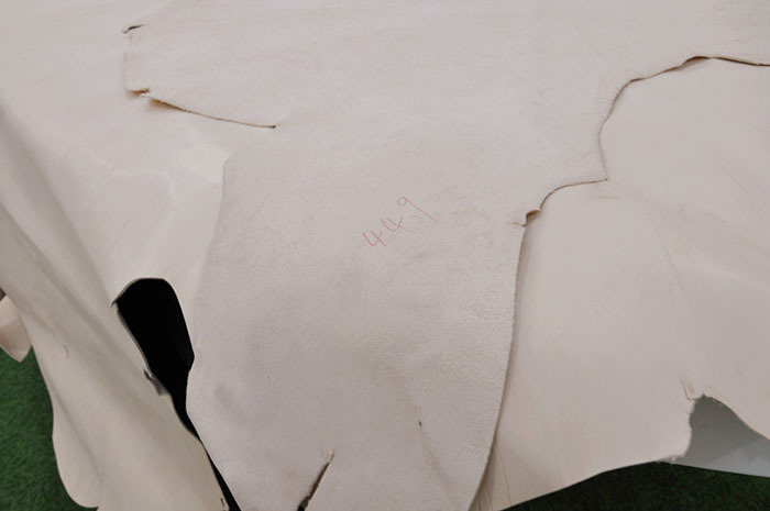 樹膏 1.8-2.0MM    RMB18.5每尺  (2
