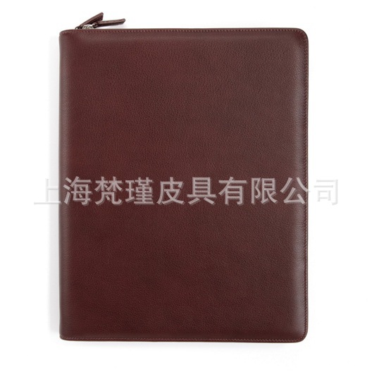 Classic-Zippered-Padfolio-Burg