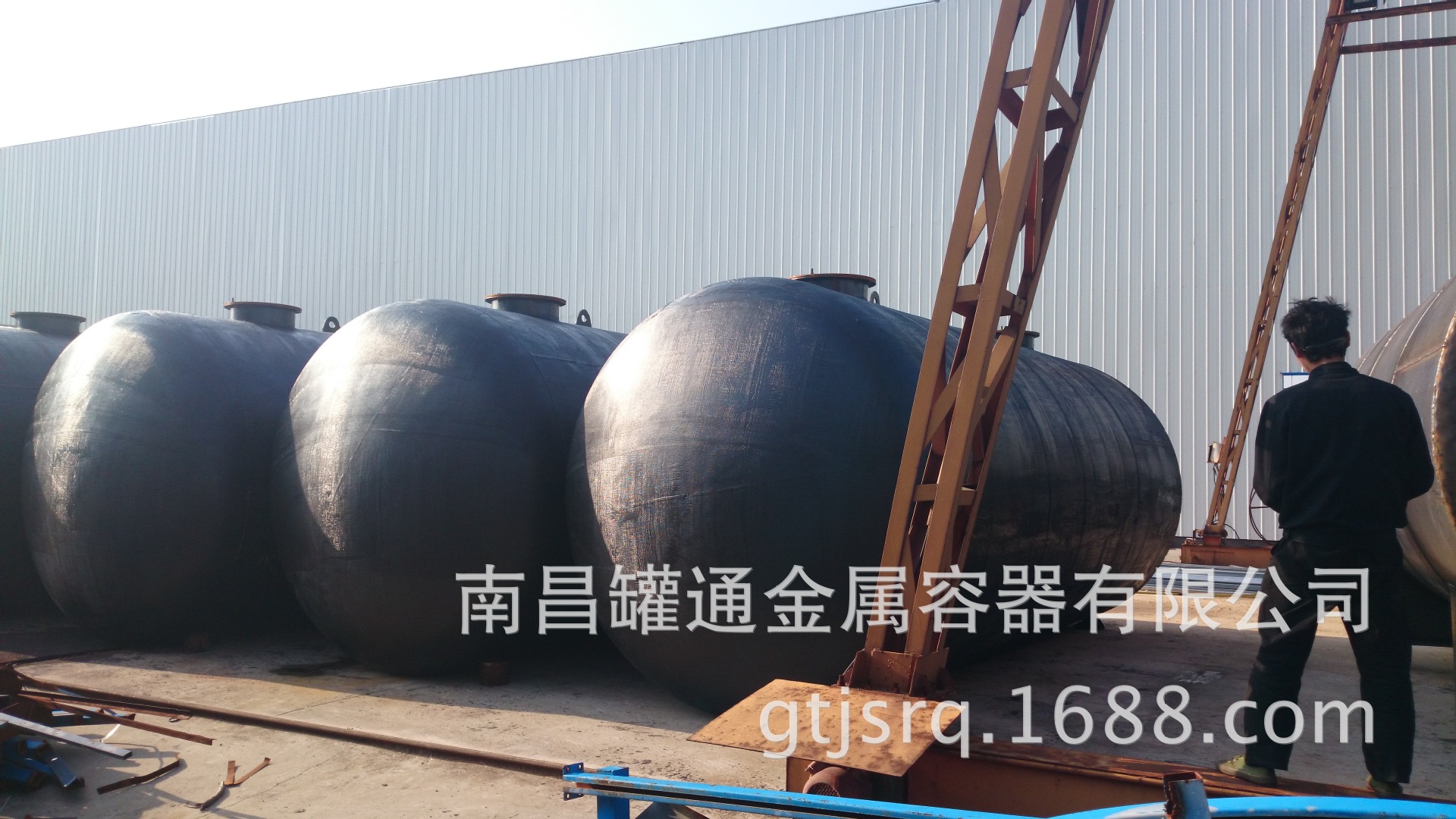 厂家供应现货30/50立方埋地油罐,出检测报告和合格证!
