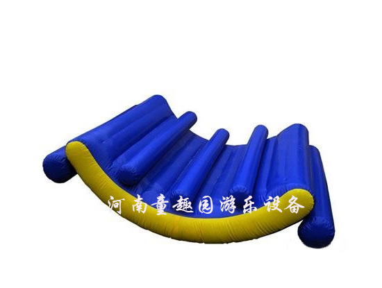 月亮船