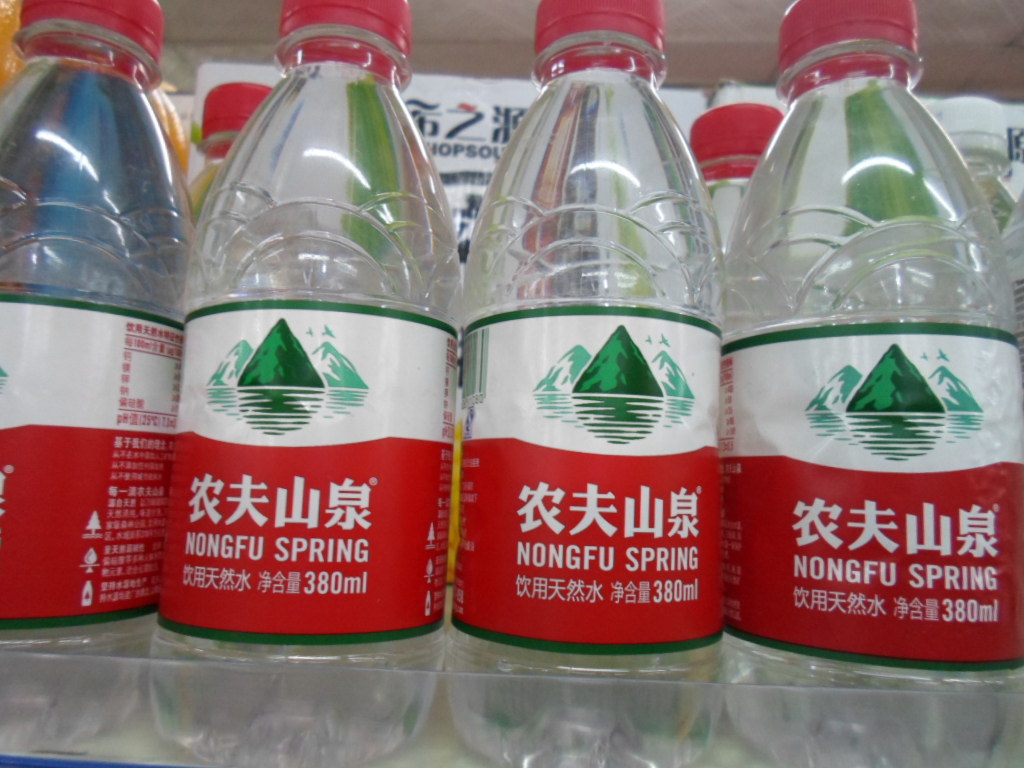 农夫山泉380ml /550ml /1500ml /4000ml