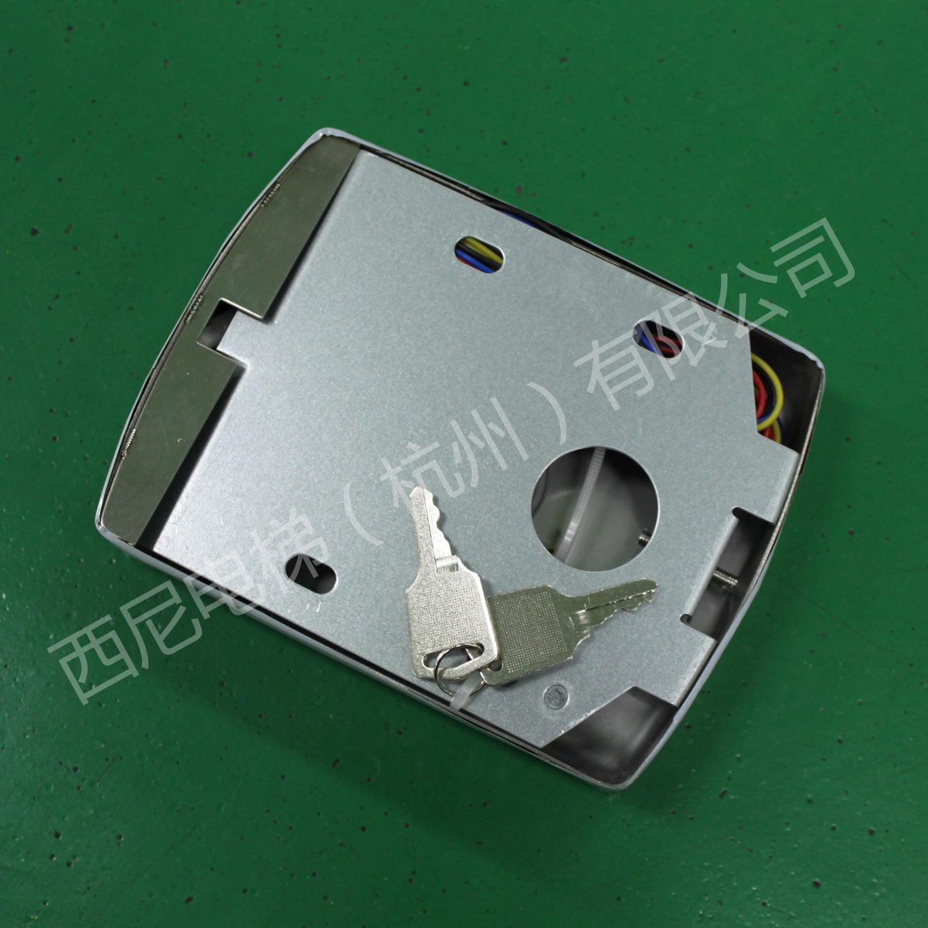 自制外挂液晶锁梯 (1)