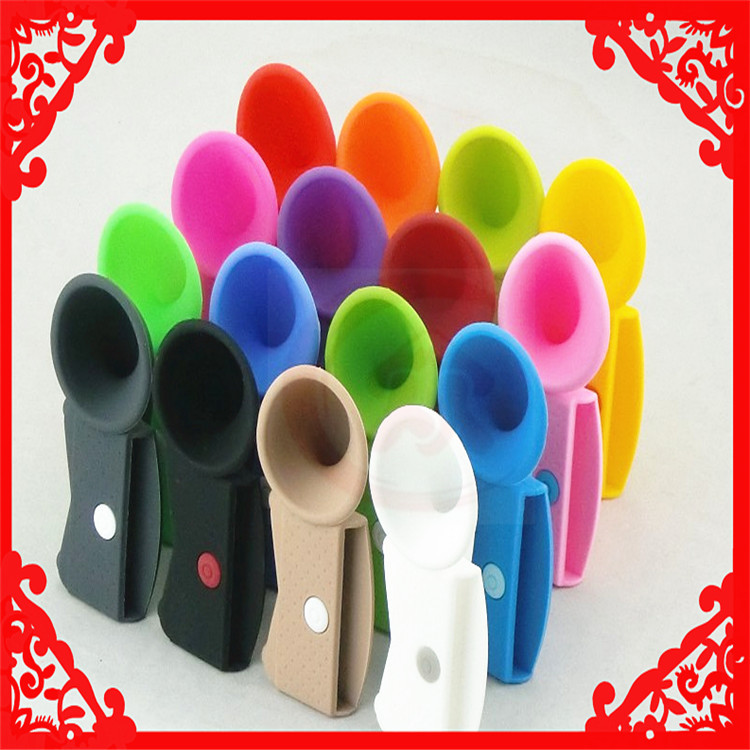 1084744097_1838710798