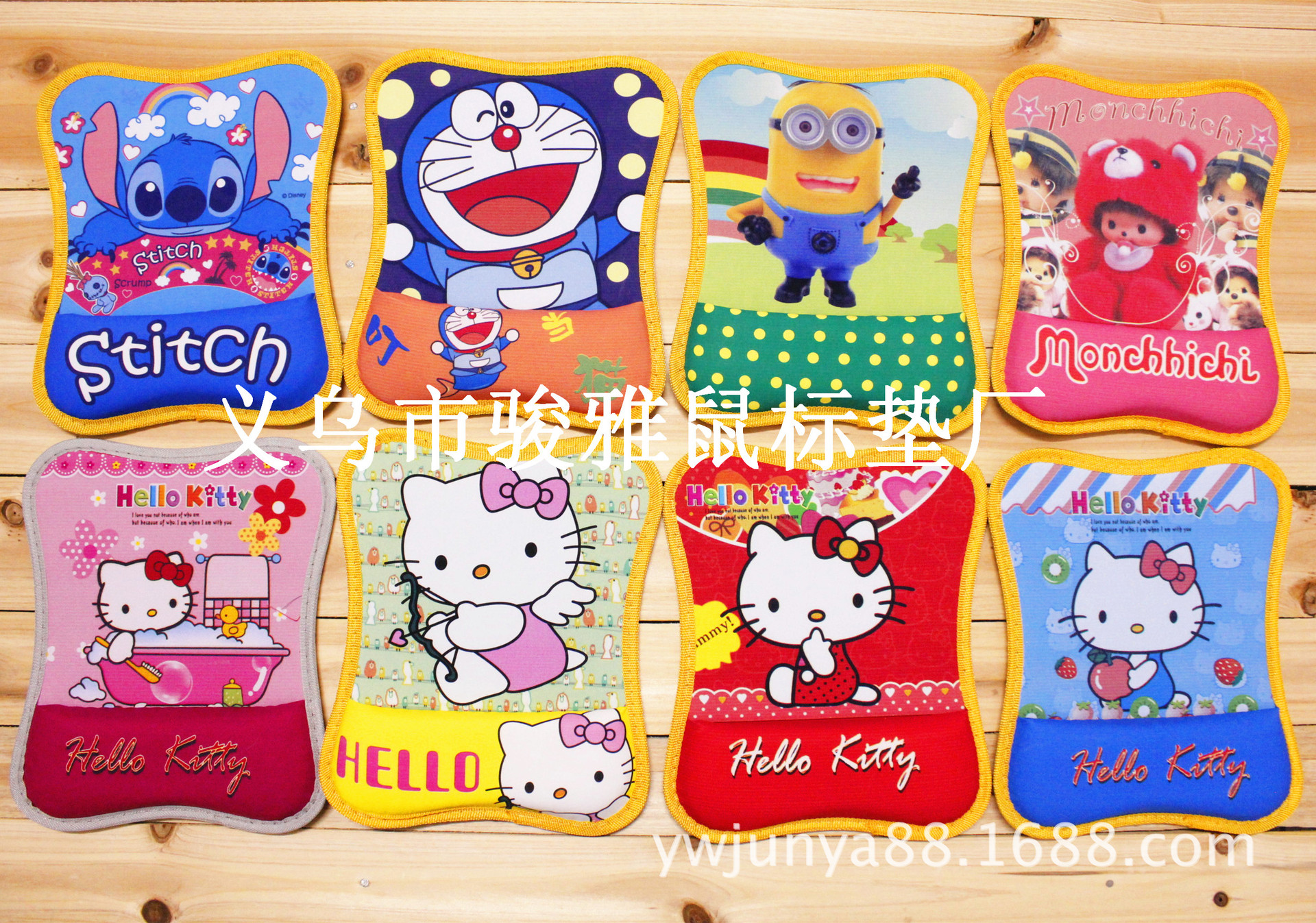 Cartoon fabric wrist mouse pads