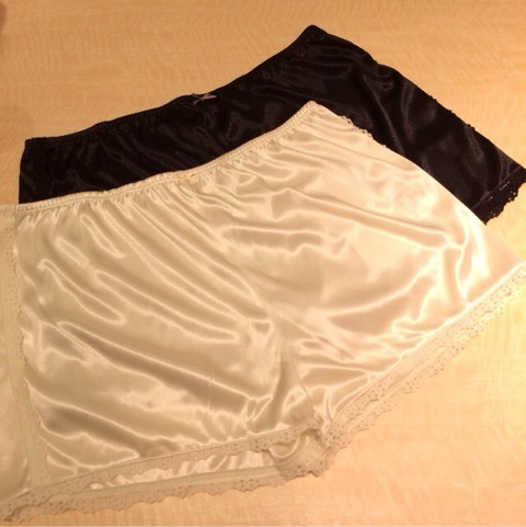 ercuryduo 蝴蝶结蕾丝花边 光面缎面<em>打底短裤</em> 安