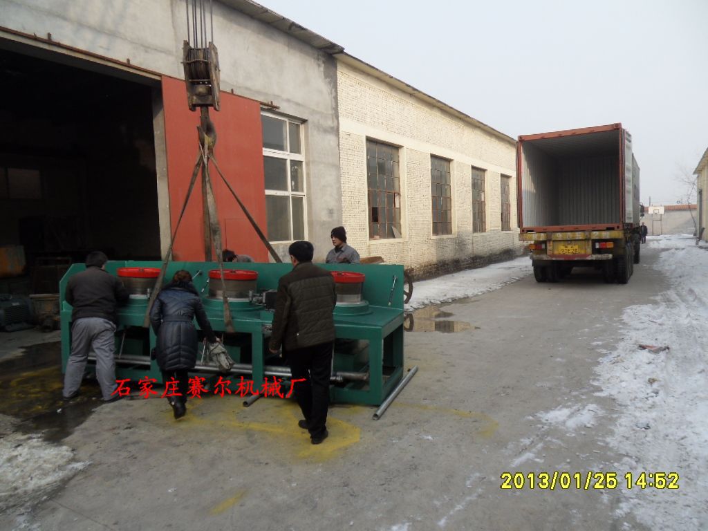 2013.01拔丝机装柜