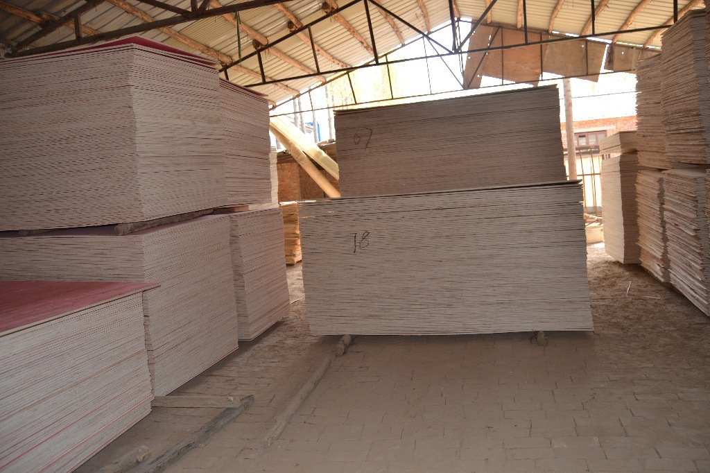 材料 木材和竹材 木板材 其他木板材 山东聊城厂家直销多规格建筑模板