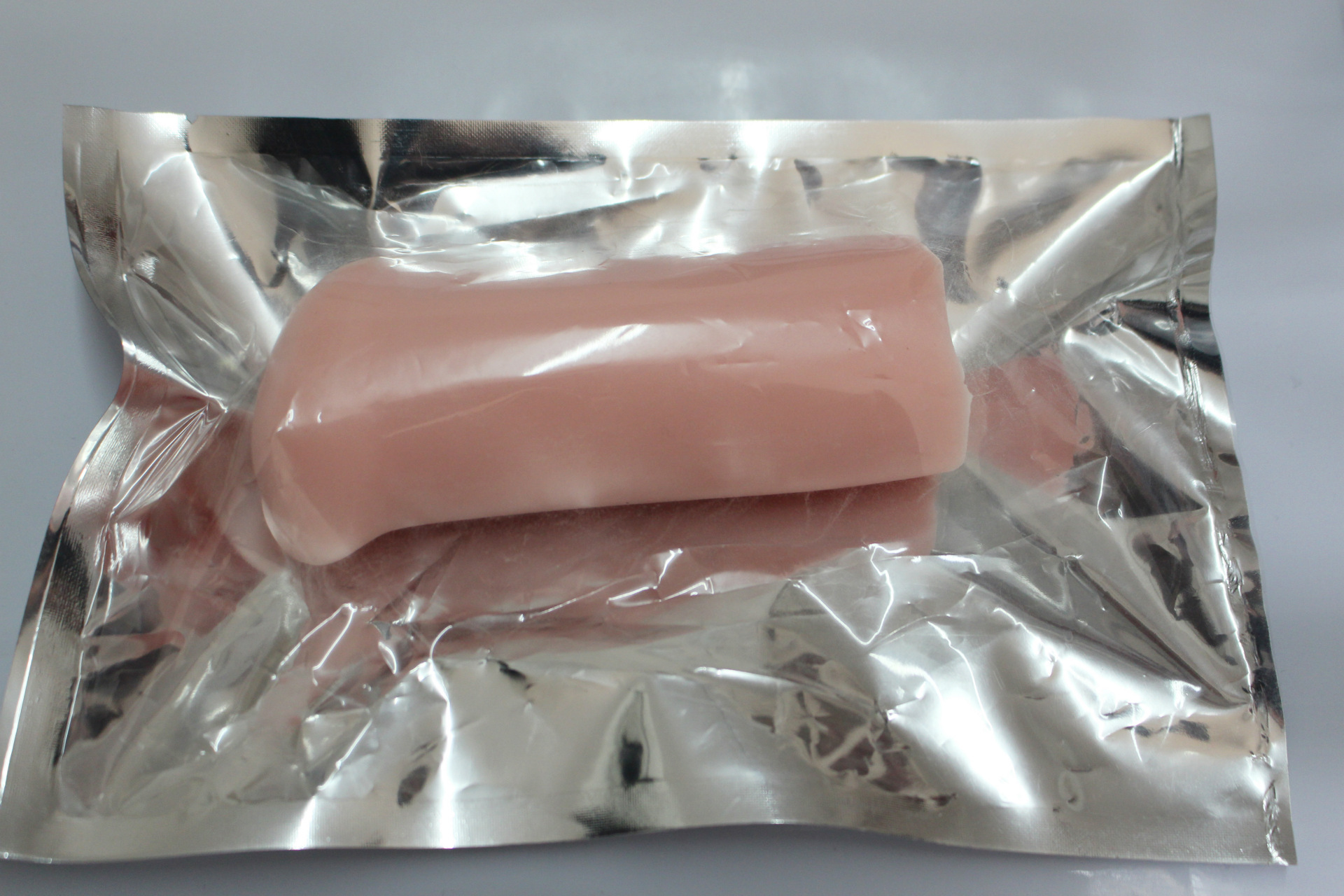 【小<em>名器</em> 邻家四<em>姐妹</em> 阴部倒模男用自慰器具成