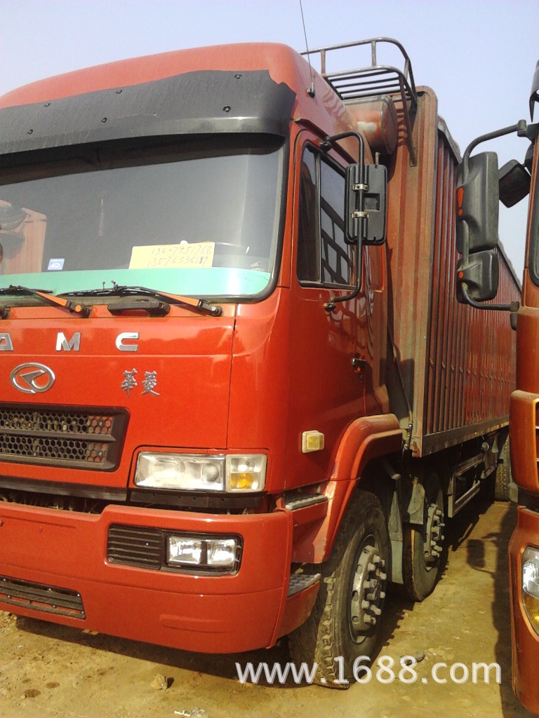 二手货车,华菱前四后八,270马力 图片