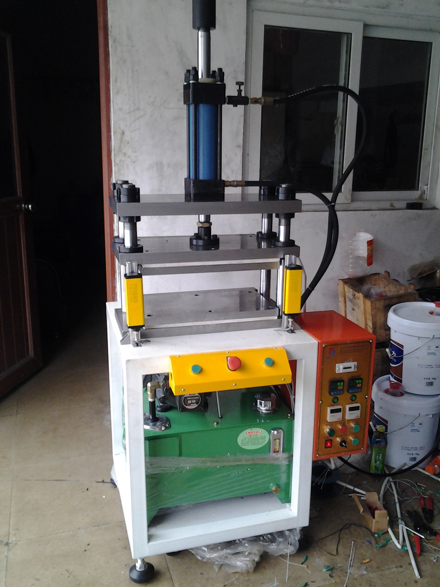 PVC面板鼓包机、薄膜开关面板鼓包机凸包发泡机