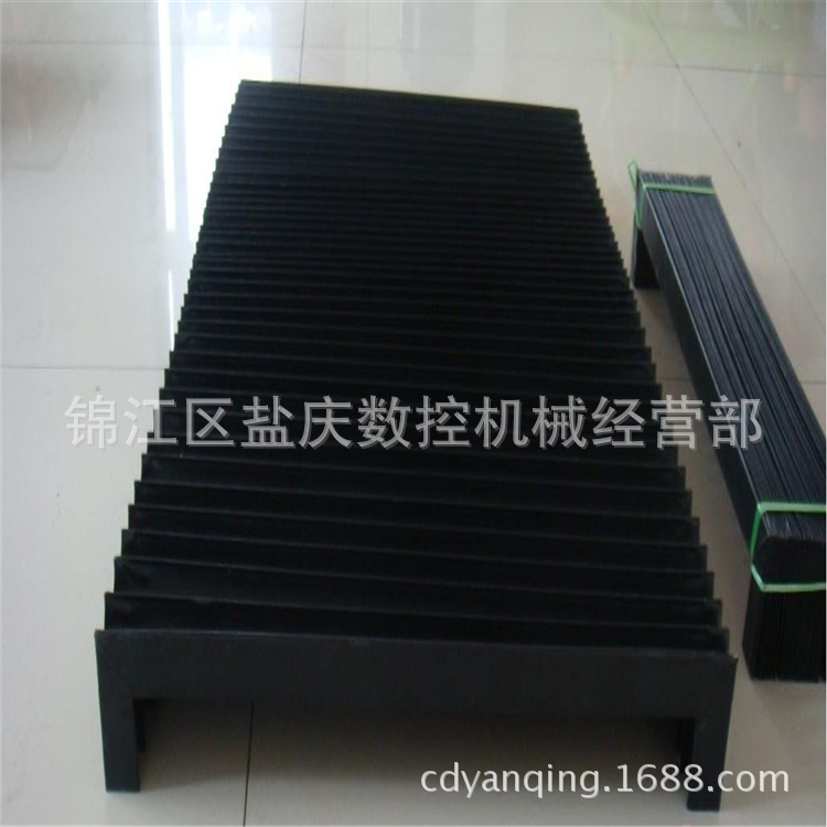 成都盐庆机床附件 规格齐全 钢板伸缩式钢板防护罩