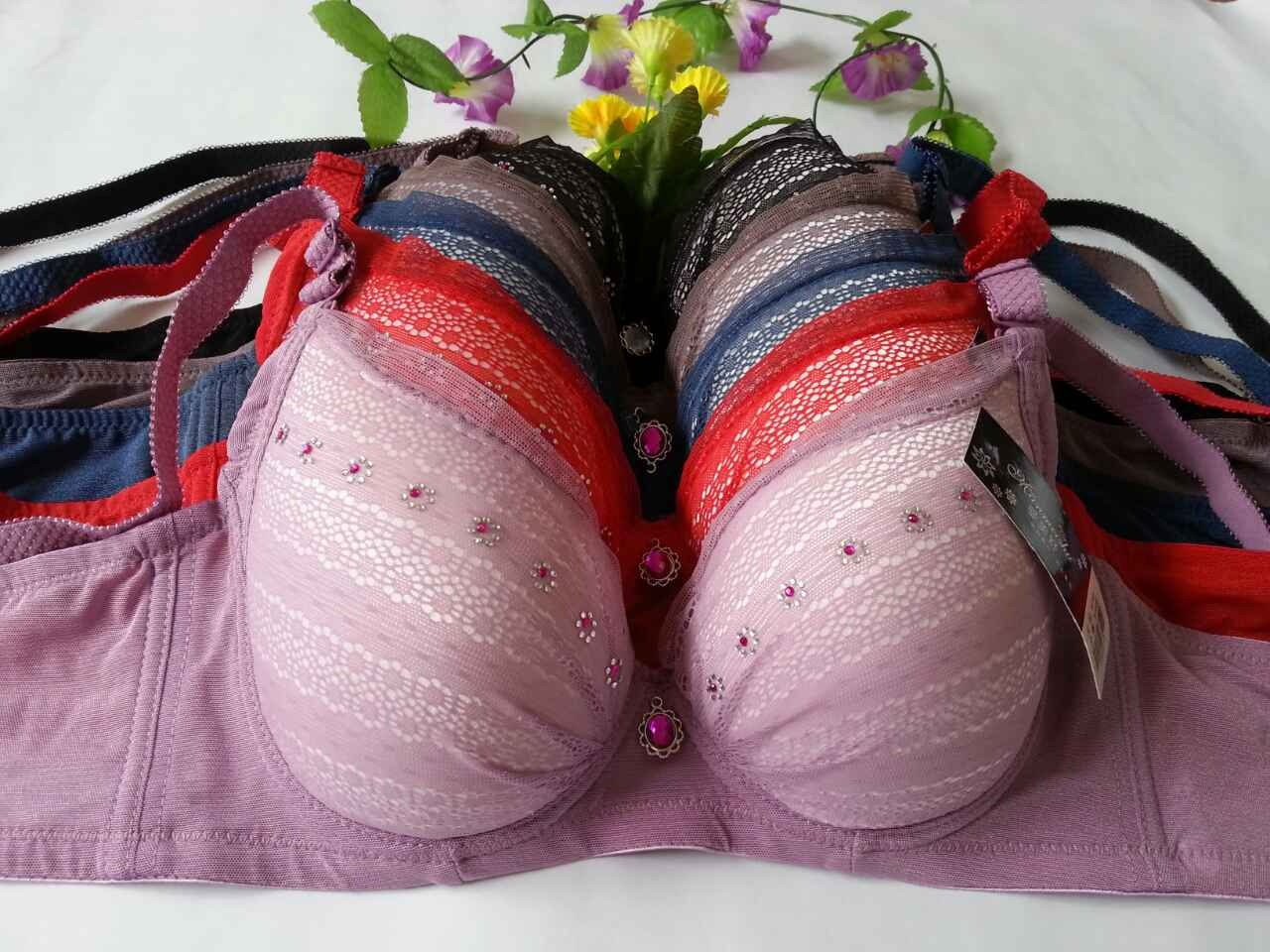 品牌<em>文胸</em> <em>加宽侧</em>收三排扣内衣 女士<em>胸罩</em>批发 -