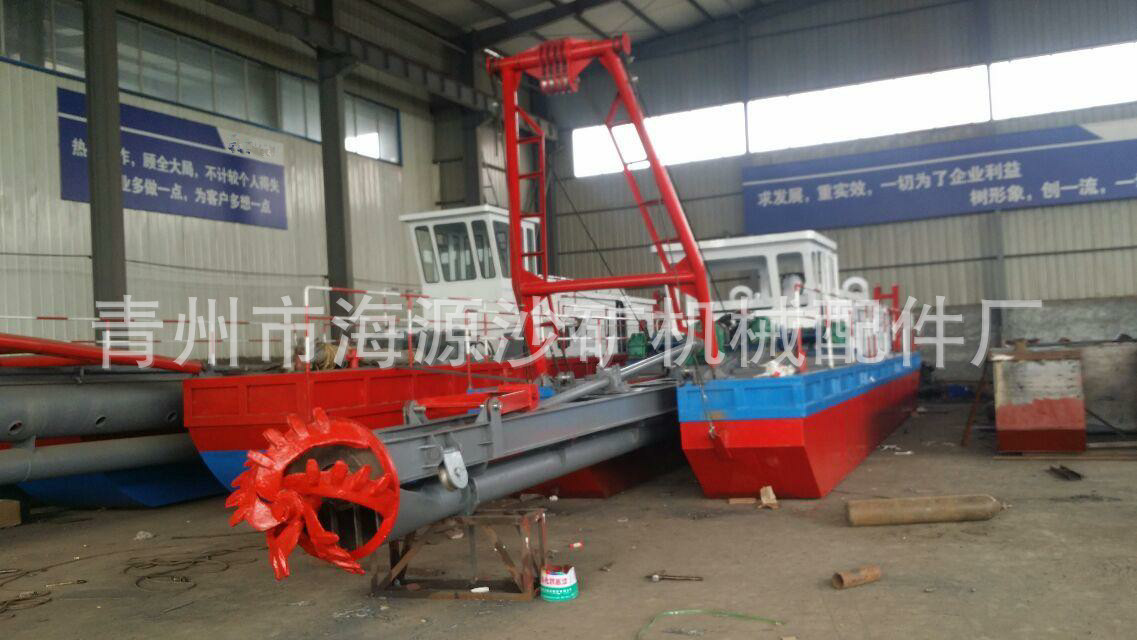 小型绞吸抽沙船