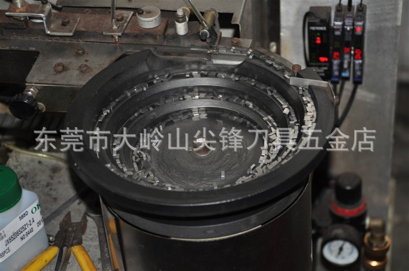 超低价批发零售各种规格铝合金专用锯片及木工专用锯片