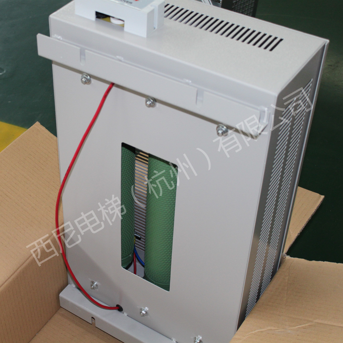 电阻箱（含发热管，外壳） (1)