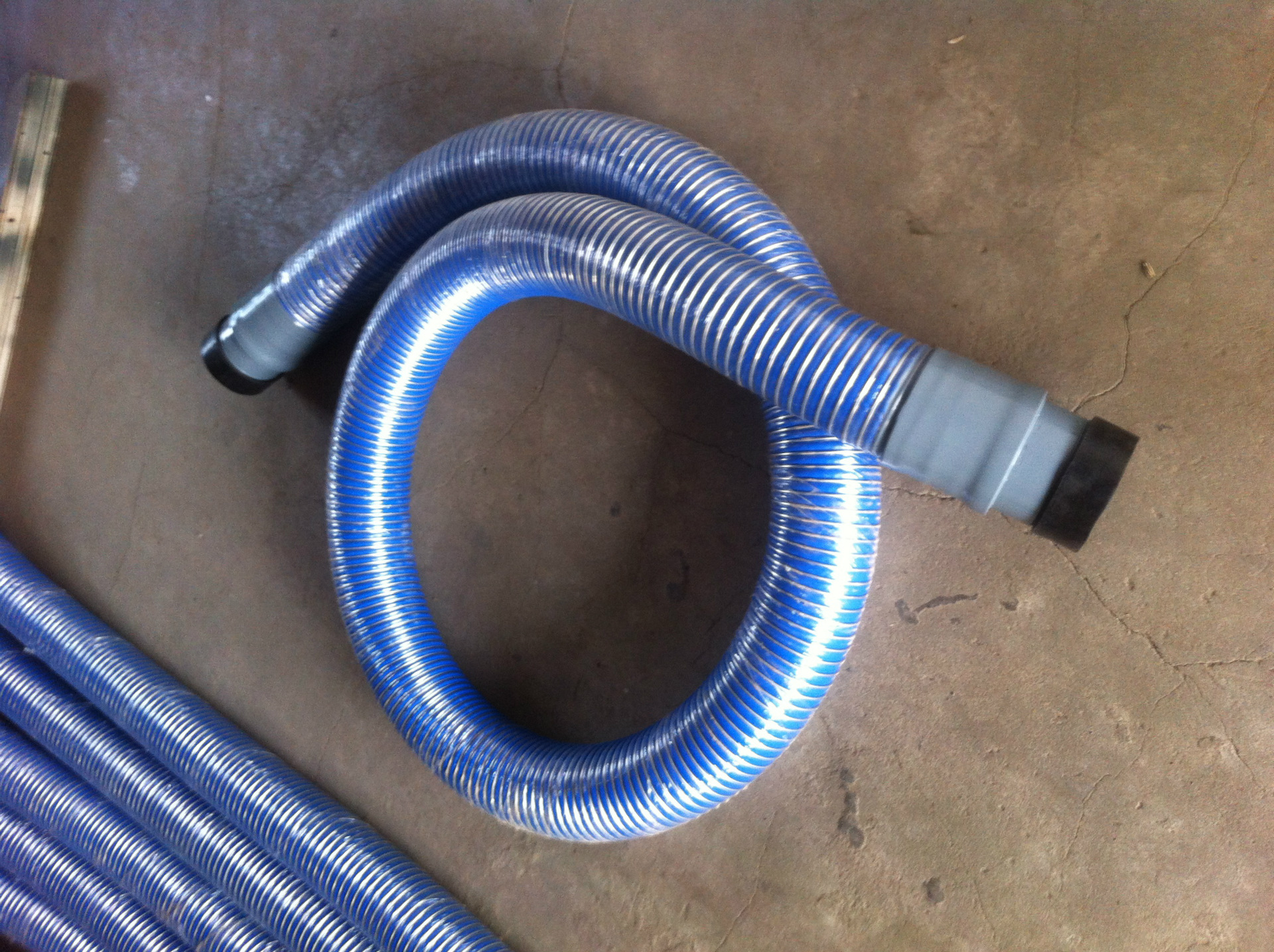 化工管道及配件-供应油田输油复合软管 高压管