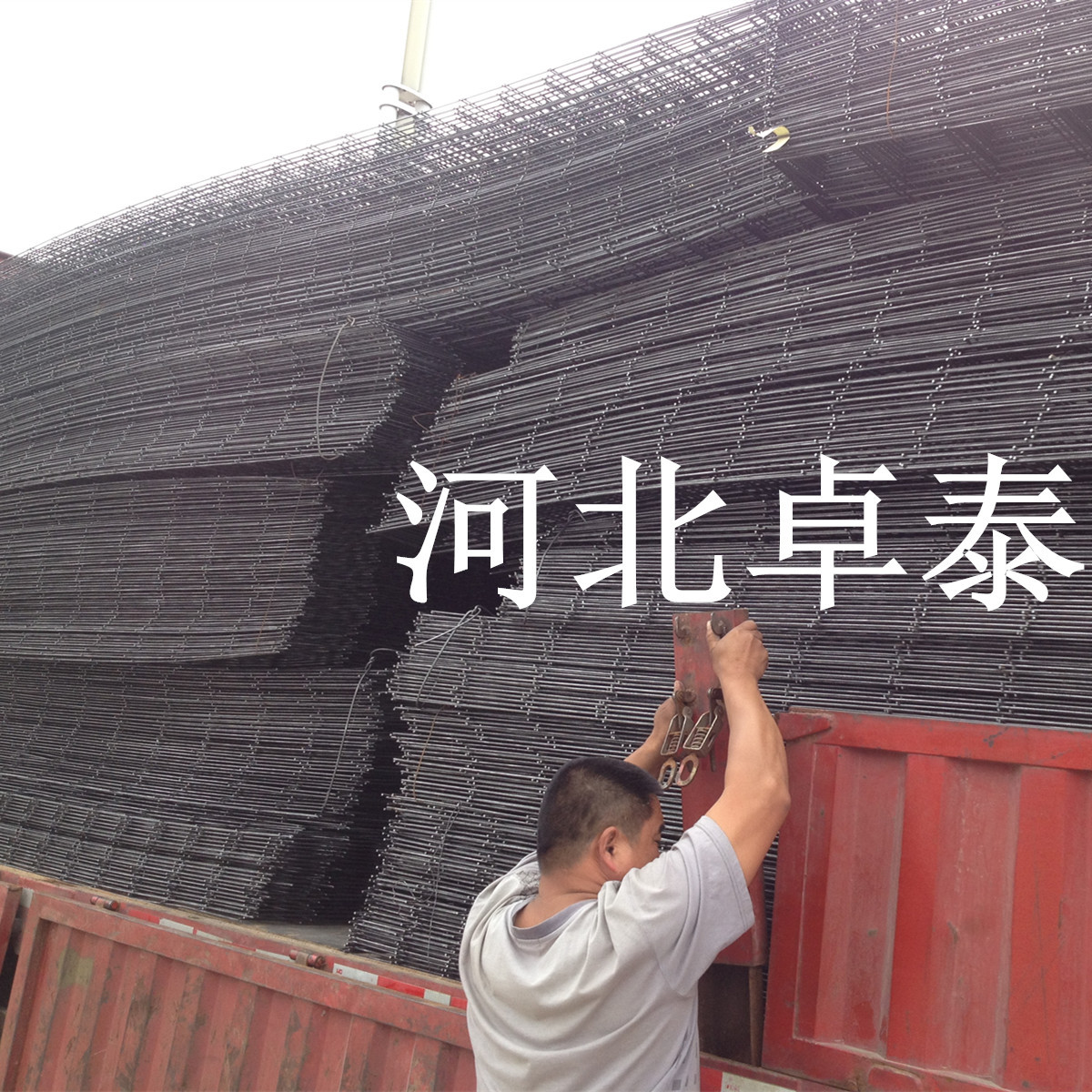 螺紋鋼筋網廠家/冷拔帶肋鋼筋網/光麵鋼筋網,橋麵防裂焊接網片