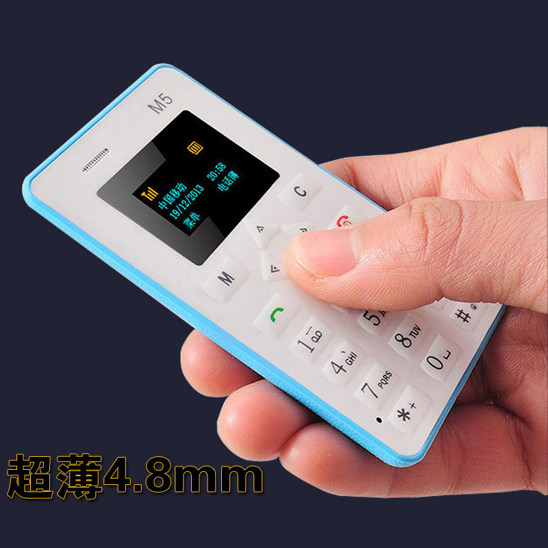 厂家批发艾尔酷-m5卡片小手机 超薄超小迷你袖