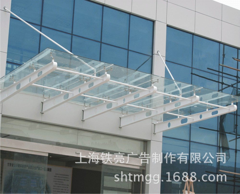 驳接爪玻璃雨棚,上海玻璃雨蓬,钢结构玻璃雨棚,遮阳棚