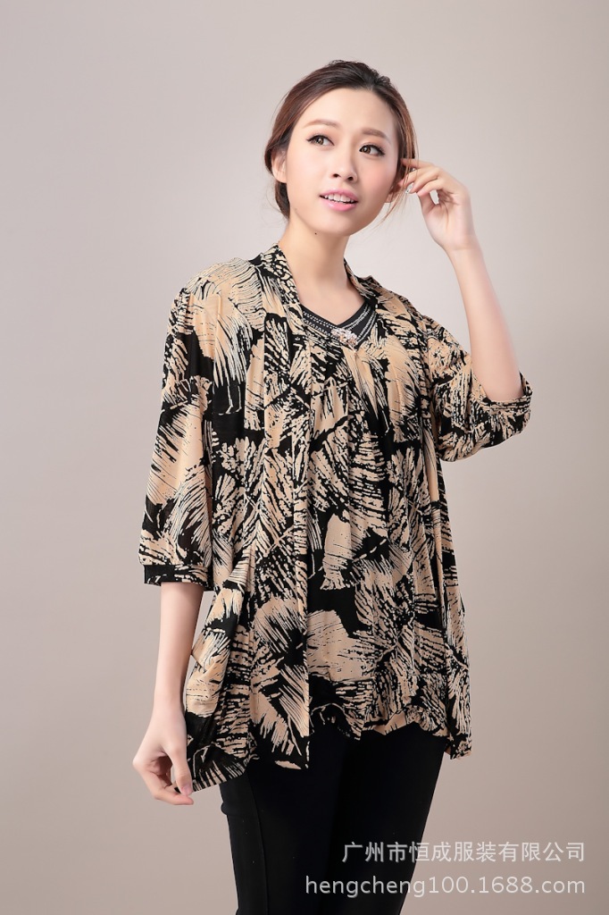 广州厂家批发中老年夏季<em>女装</em> <em>中袖开衫</em>假两件