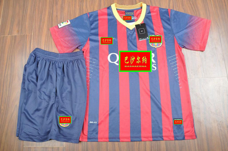 2013-14赛季西甲俱乐部:巴塞罗那主场泰版球衣