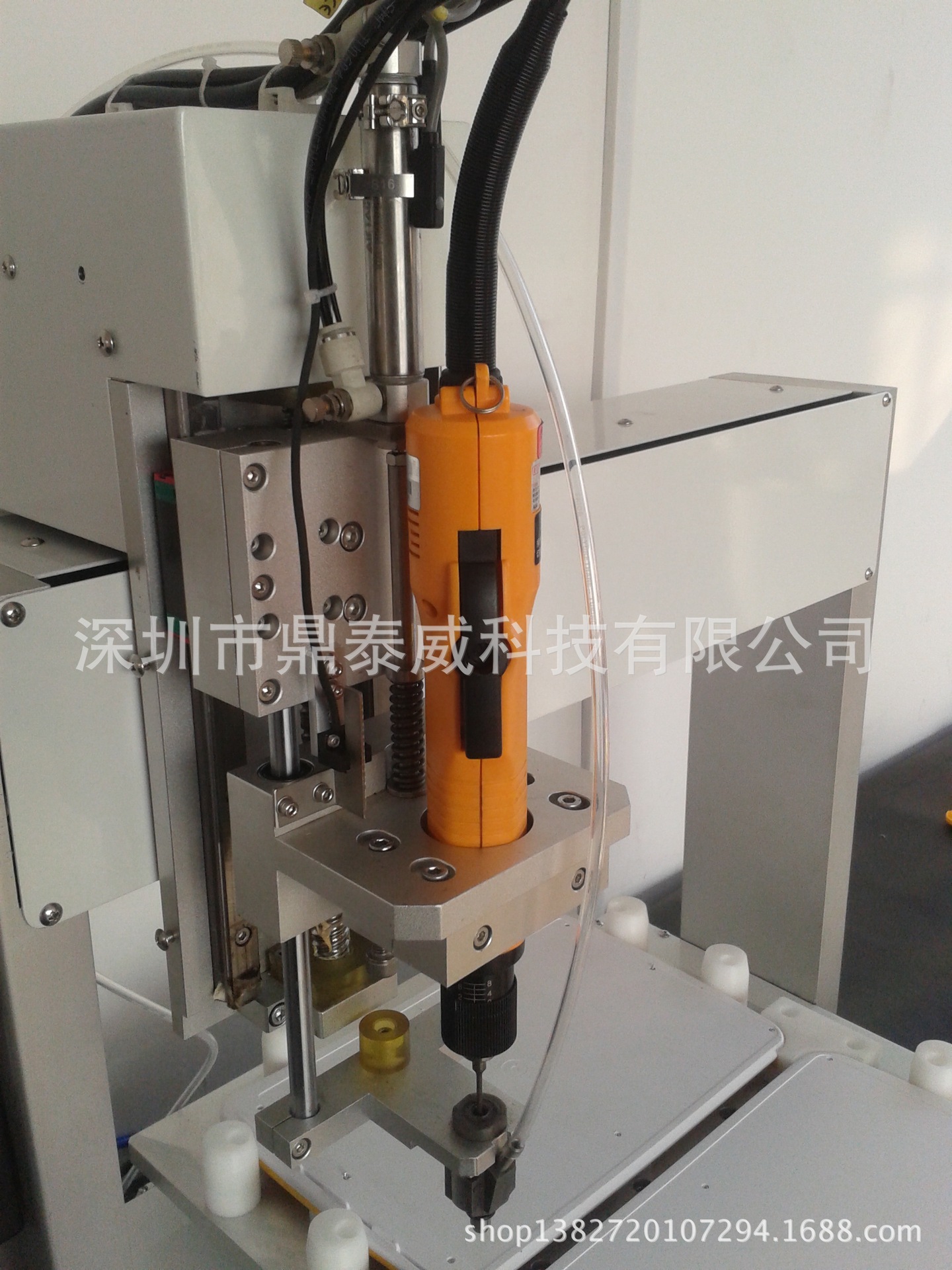 桌面XY锁螺丝机