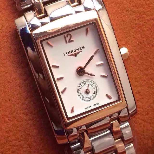 [北京服装批发基地] 淡季的生意,衣服淡季可手表