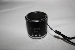 批发采购音响产品-批发插卡音响 迷你小音箱 多