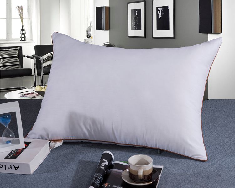 厂家直销化纤枕 舒眠枕芯 实体店专卖产品 网销