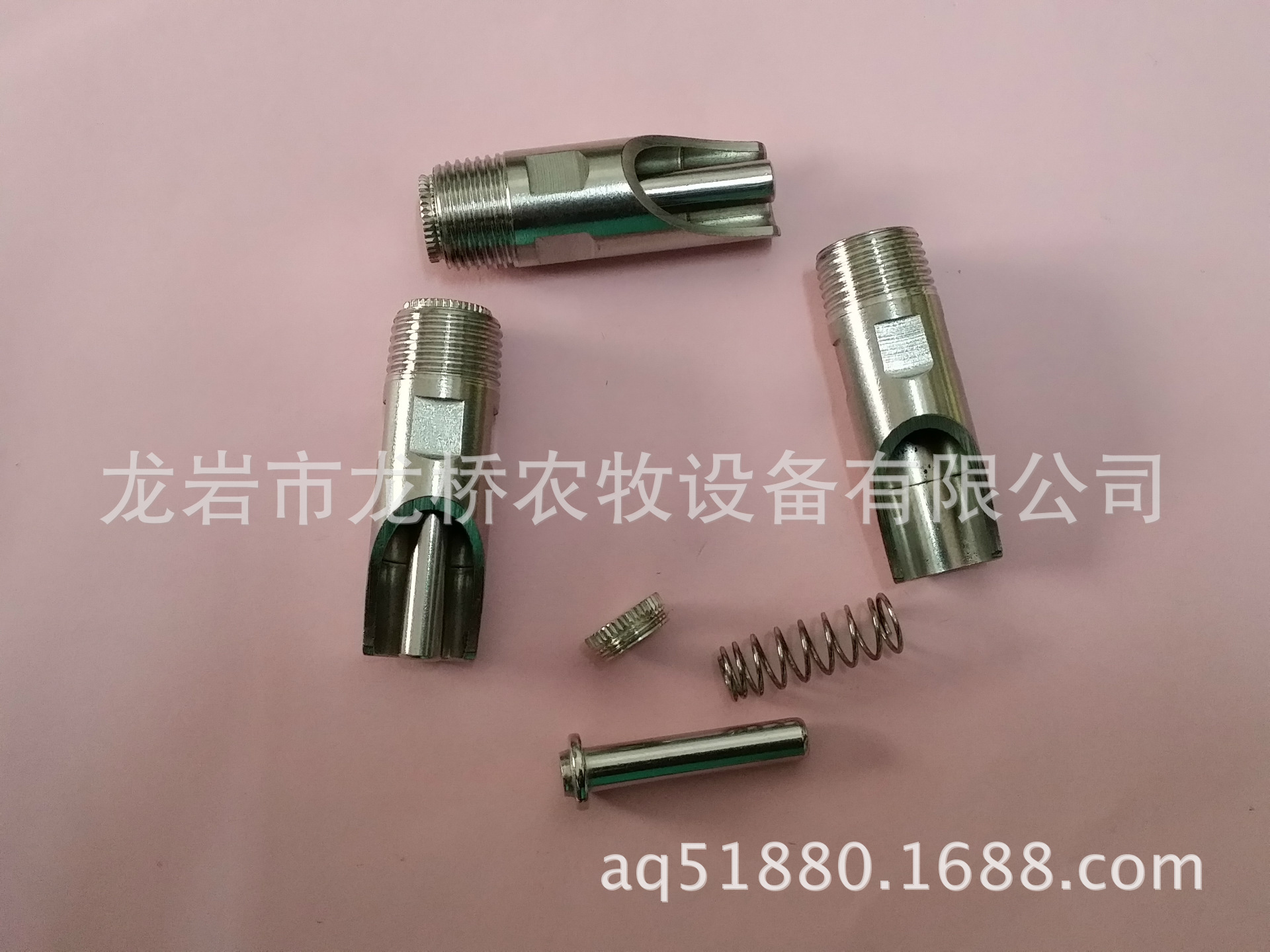 【直销保安猪场不锈钢饮价格,物美价廉】设备100回线水嘴排图片
