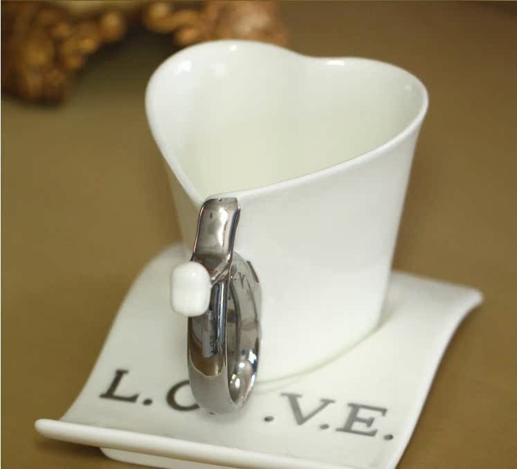heart-shaped cup 3