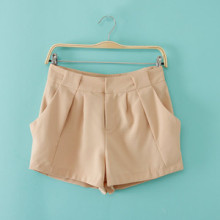 <em>女短裤_款式</em>:滑板裤_面料:麻类混纺_女短裤促