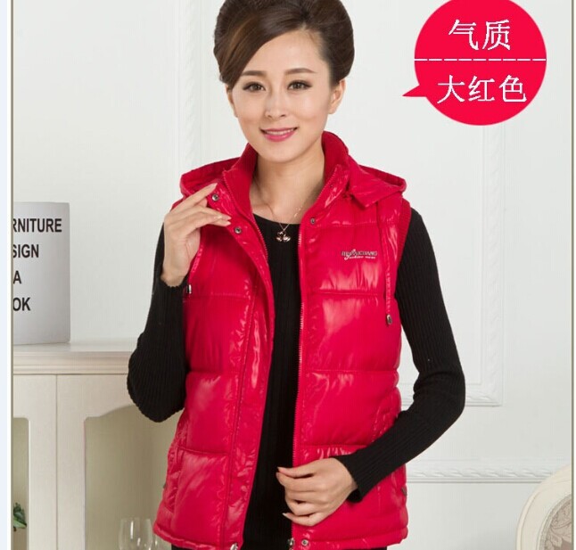 <em>中老年女装</em>秋冬季高档<em>羽绒</em>棉<em>马甲</em>外套中年妈妈