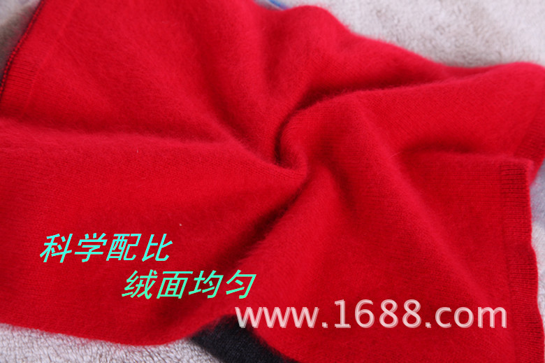 你知道<em>貂绒毛衣掉毛怎么办</em>吗?_b2b-1649907