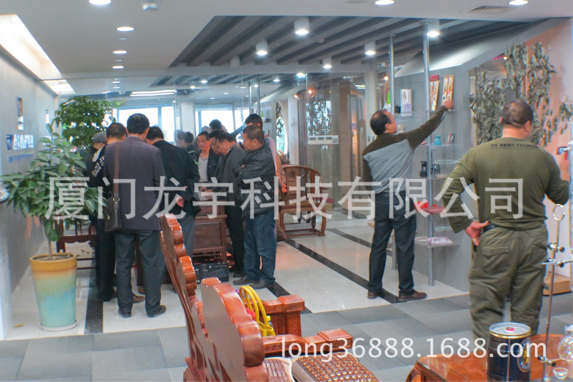 美白补水精油