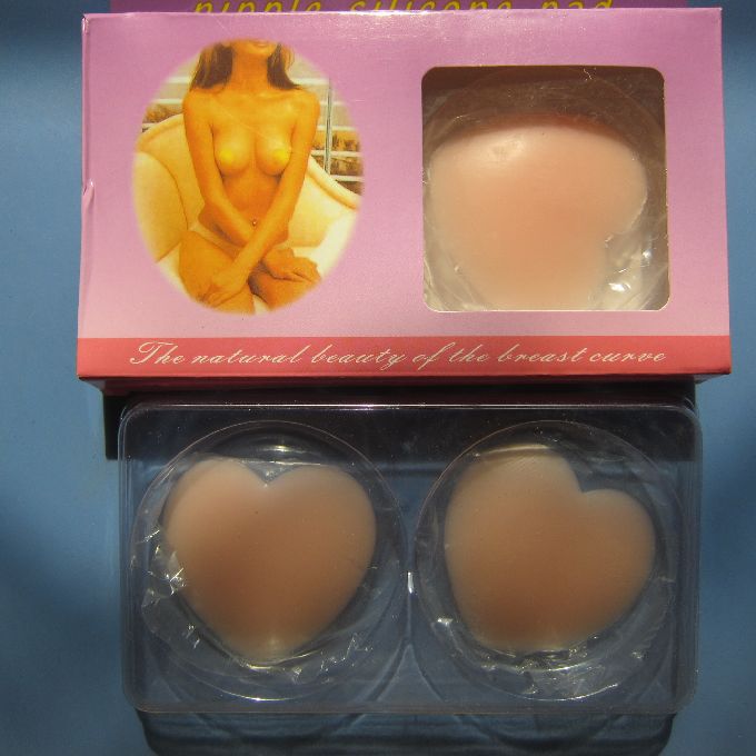 透气防凸无痕时尚胸贴乳贴医用硅胶隐形<em>文胸</em>贴