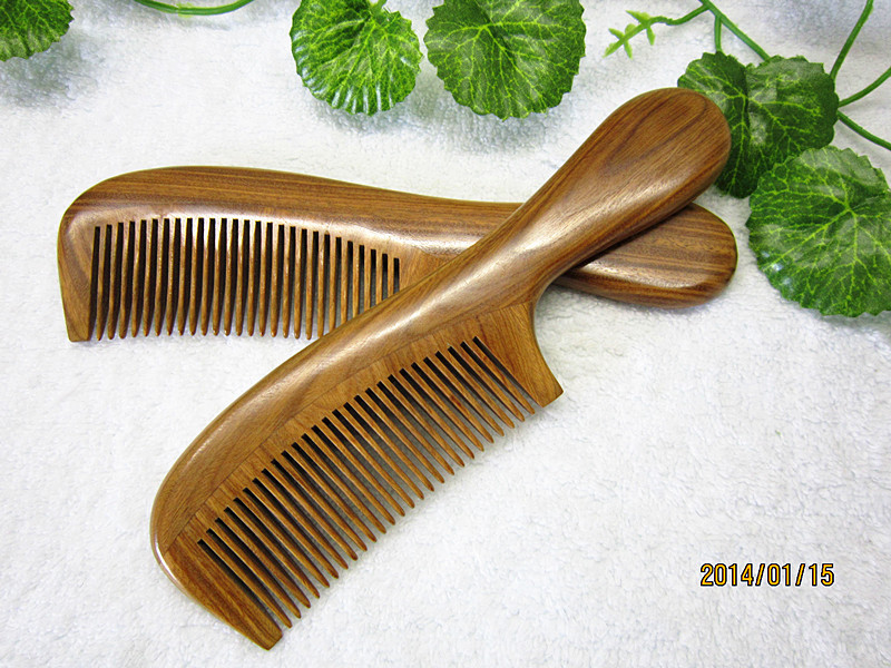 【批发梳子，厂家批发绿檀梳，精品绿檀梳子。18*4.7cm。】价格,厂家,图片,美发梳\/理发梳,施建国-马可波罗网